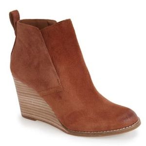 Lucky Brand Yoniana Suede Wedge Bootie Brown 8.5